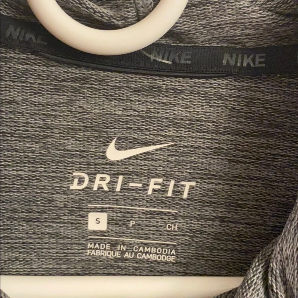 Nike lightweight zip up in dark grey